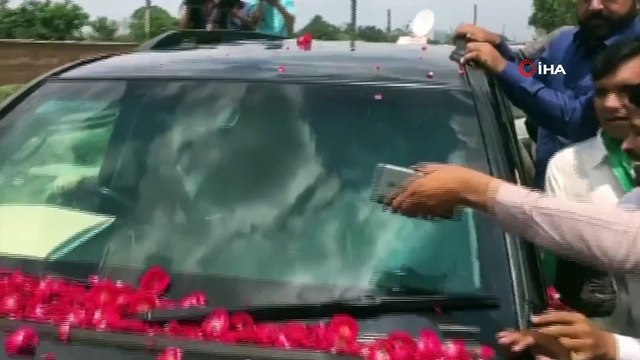 - Eski Başbakan Navaz Şerif’in Kızına Gözaltı