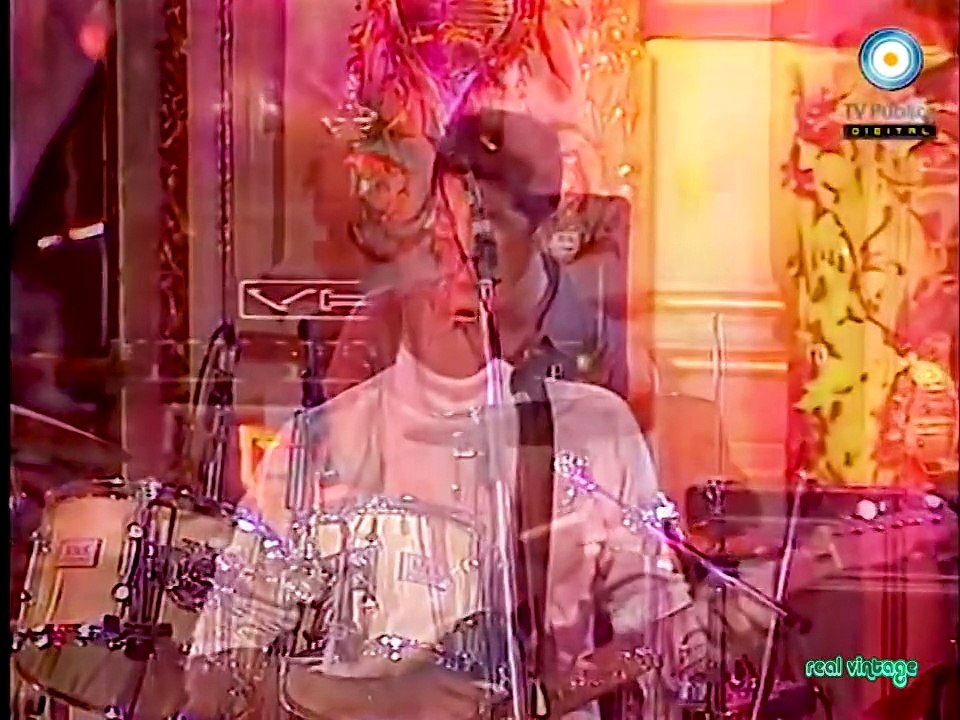 Nueva Luna, Mundo Arjo - Spinetta en Casa Rosada (2005) HQ