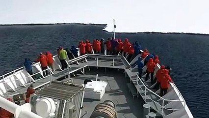 Crashing Our Ship Into Ice Shelf (Antarctica expedition)