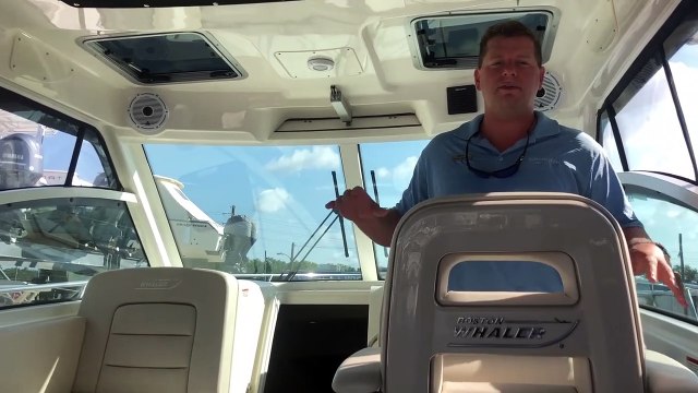 2019 Boston Whaler 315 Conquest Boat For Sale at MarineMax Wrigthsville Beach , NC