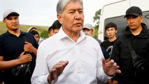 شاهد: القوات القرغيزية تشن هجوما جديدا على منزل الرئيس السابق أتامباييف وتعتقله