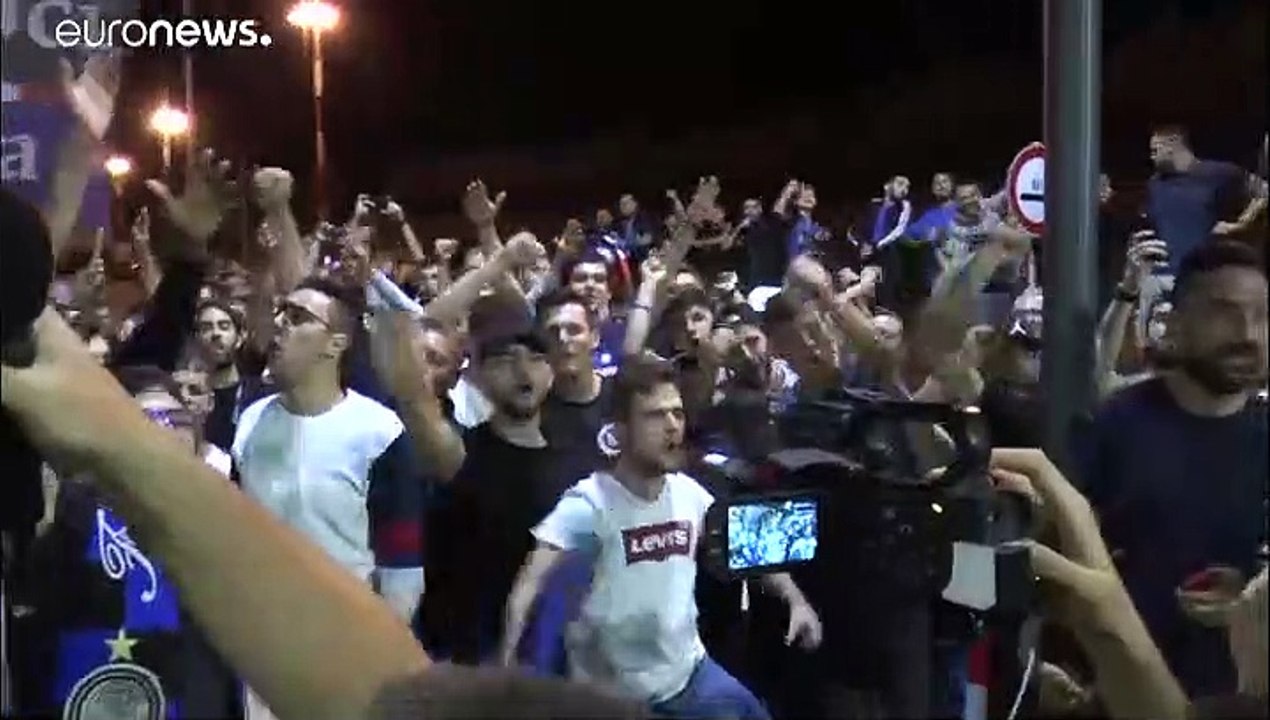 Lukaku recebido por adeptos do Inter em delírio