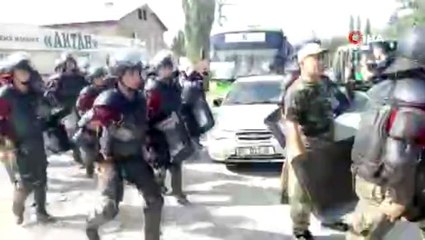 Kırgızistan İçişleri Bakanlığı: "Atambayev gözaltında tutuluyor"