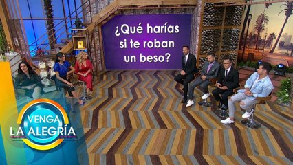 ¡A Penélope Menchaca le encanta el papá de Brandon! Sucedió en ¿Quién se atreve?. | Venga la Alegría