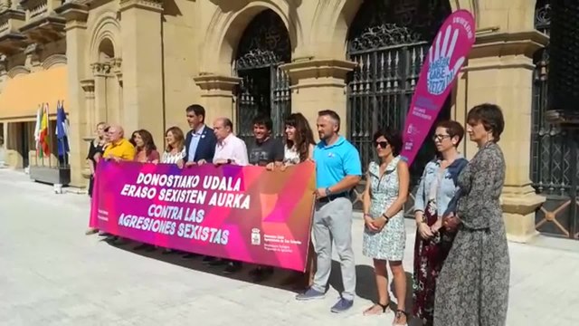 San Sebastián presenta la campaña contra las agresiones sexistas