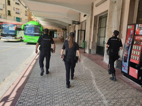 La Policía Nacional detiene a 16 fugados de la justicia en julio