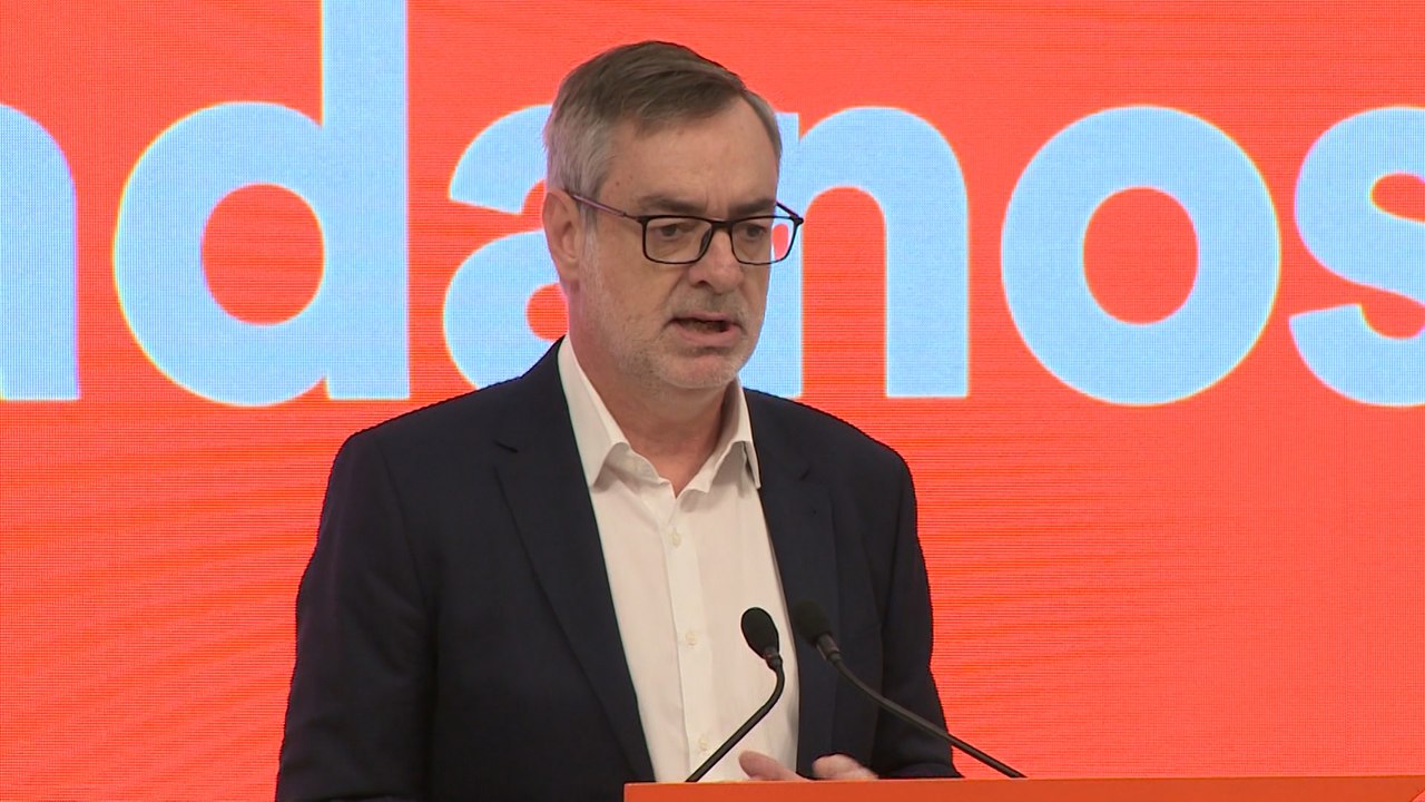 Cs critica "la política de álbum fotos" de Pedro Sánchez