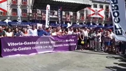 Vitoria se concentra contra las agresiones sexistas