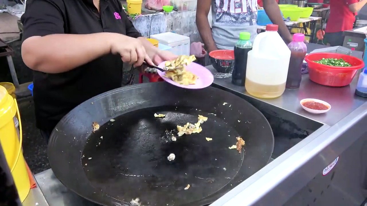Street Food Fried Oyster Egg & EggTaste