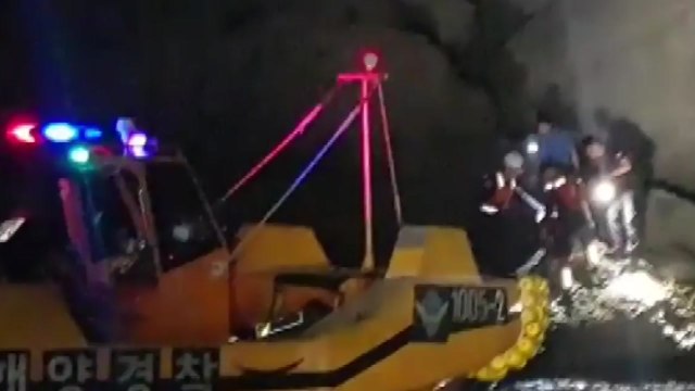 조업하다 바다에 빠진 70대 여성 구조 / YTN