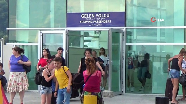 Sarp Sınır Kapısı'ndan kimliksiz geçişler 15 TL’den 50 TL’ye çıkartıldı
