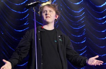 Lewis Capaldi wants to join a celebrity Love Island
