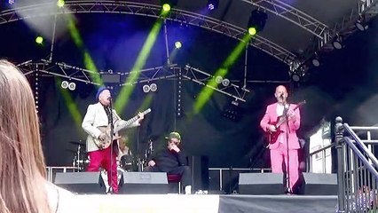 Small Dogs Bite  @ Coleford Music Festival 2019 "Boots"