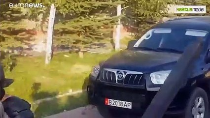 Megadta magát a korrupcióval vádolt Atambajev volt kirgiz elnök