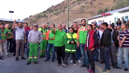 Çankaya'da temizlik işçileri iş bıraktı