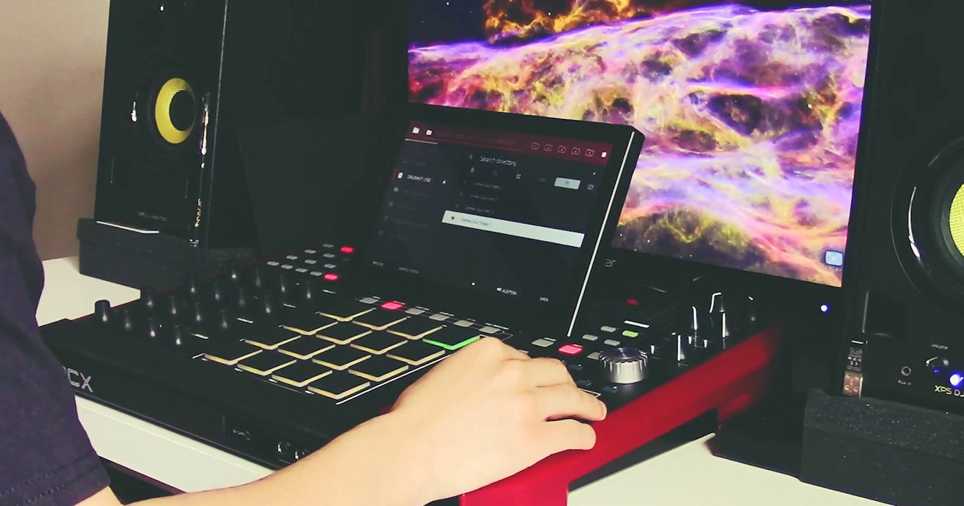 Making a hip hop beat on the AKAI MPC X - MARK GENEROUS