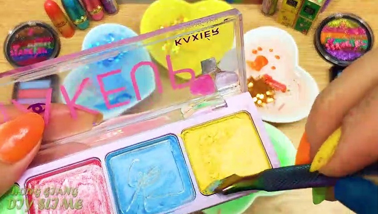 RAINBOW ! Mixing Makeup Eyeshadow into Clear Slime ! Special Series #88 ...