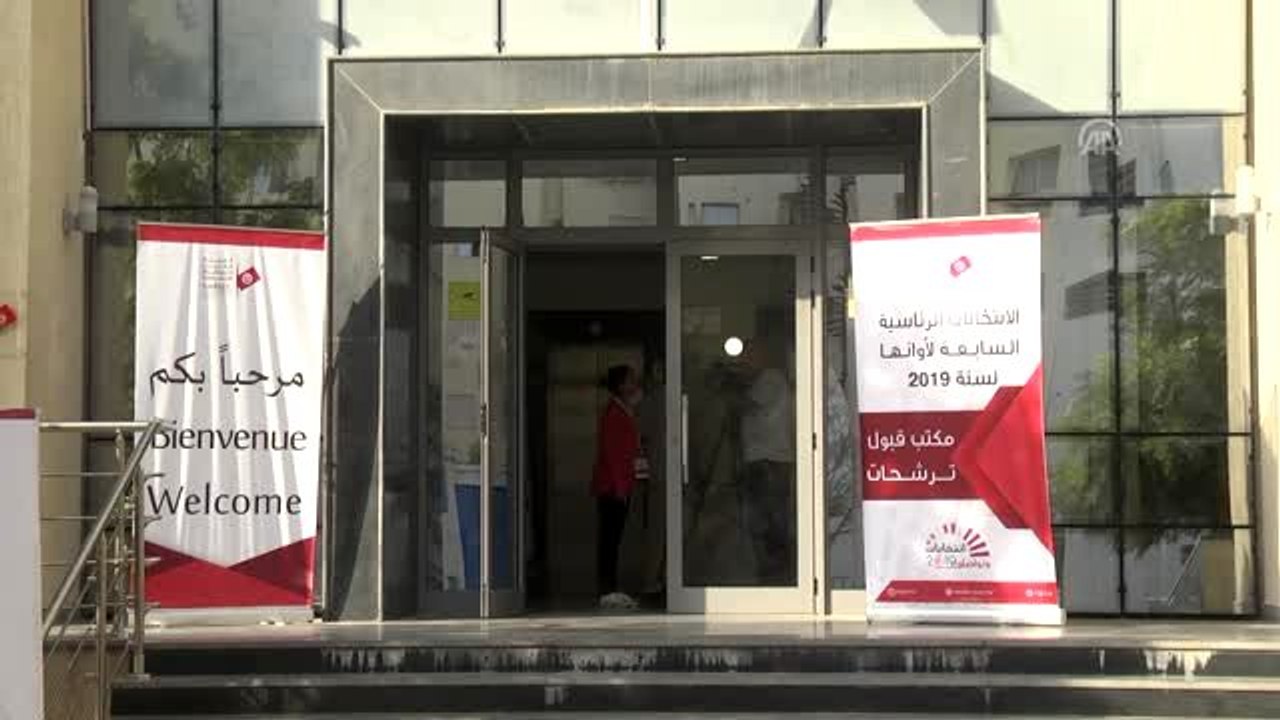 Tunus Projesi partisi başkanı Merzuk, cumhurbaşkanlığı adaylık başvurusunu yaptı