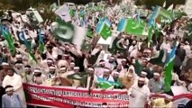 - Binlerce Pakistanlı, Hindistan’ı Protesto Etti- “Keşmir Pakistan Olacak”