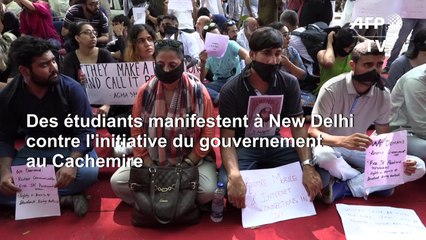 Cachemire: manifestation d'étudiants à New Delhi contre la décision du gouvernement
