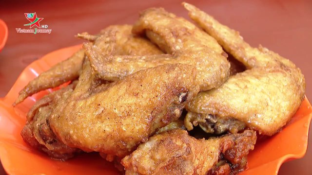 Ngon, bổ, rẻ mà sành điệu món chân, cánh gà chiên mắm Thụy Khuê