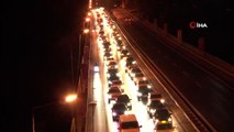 Bayram trafiği yoğunluğu akşam saatlerinde de sürüyor