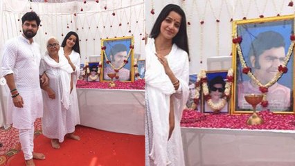 Monalisa smiles in her father-in-law's prayer meet; Check out | FilmiBeat