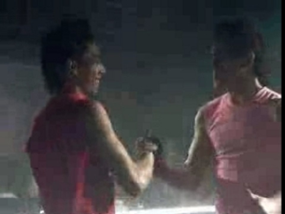 MONDOTEK - ALIVE [clip tecktonik]