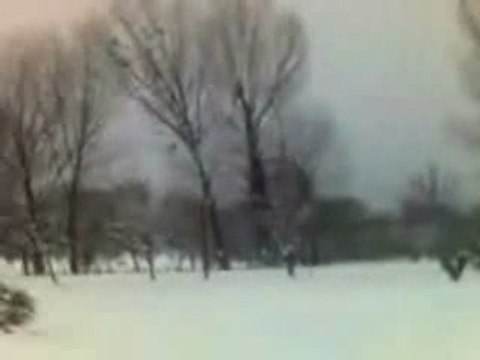 MAROC Lac d ifrane sou la neige 2008 route enneige eau glace