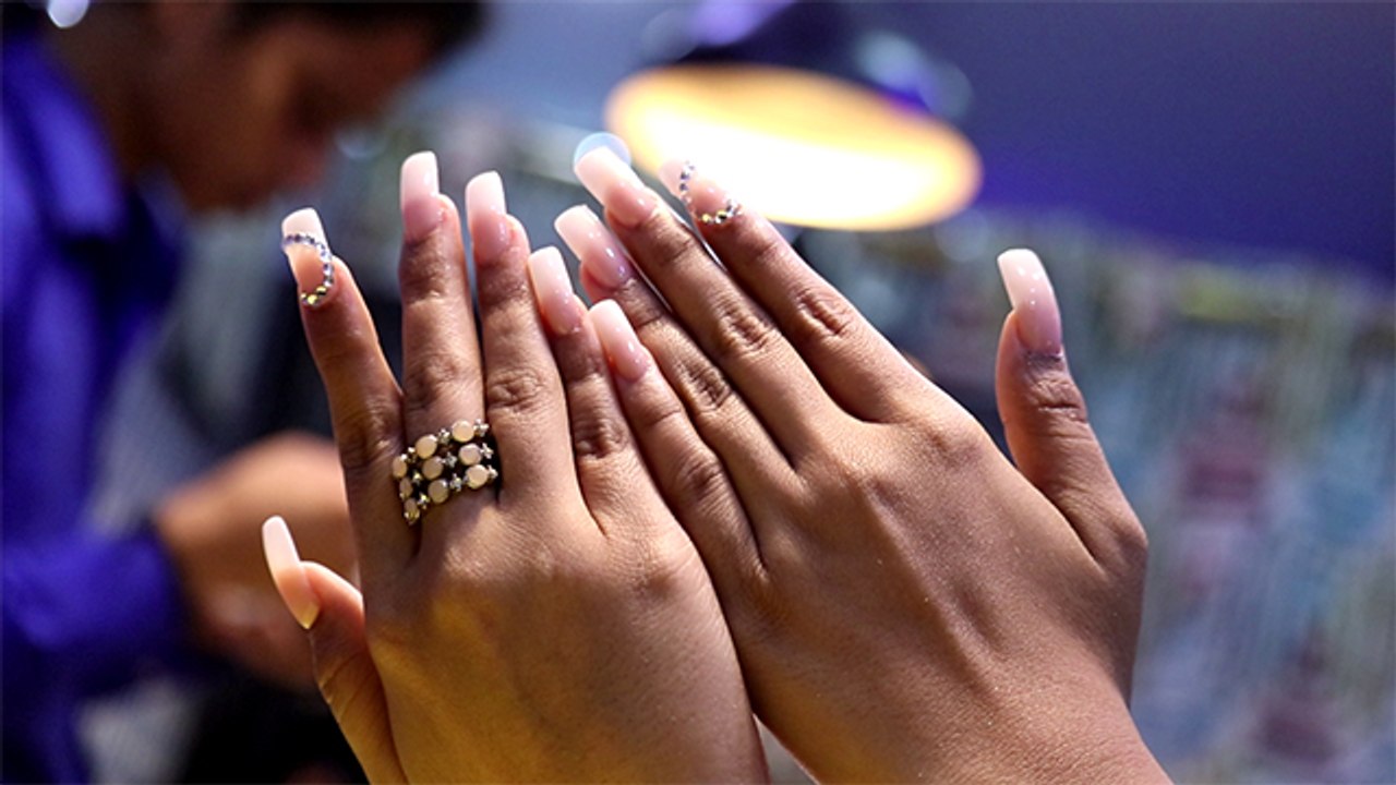 Nail Extensions and Nail Art Full Video| Ombre Nail Extension Tutorial Step by Step | Boldsky