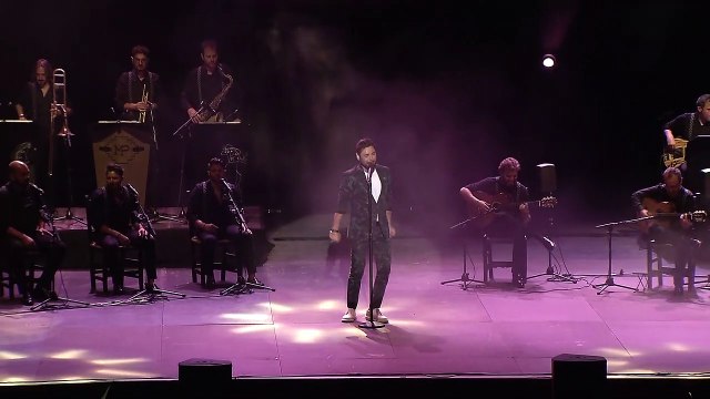 Miguel Poveda celebra 30 años de carrera brillando en Starlite