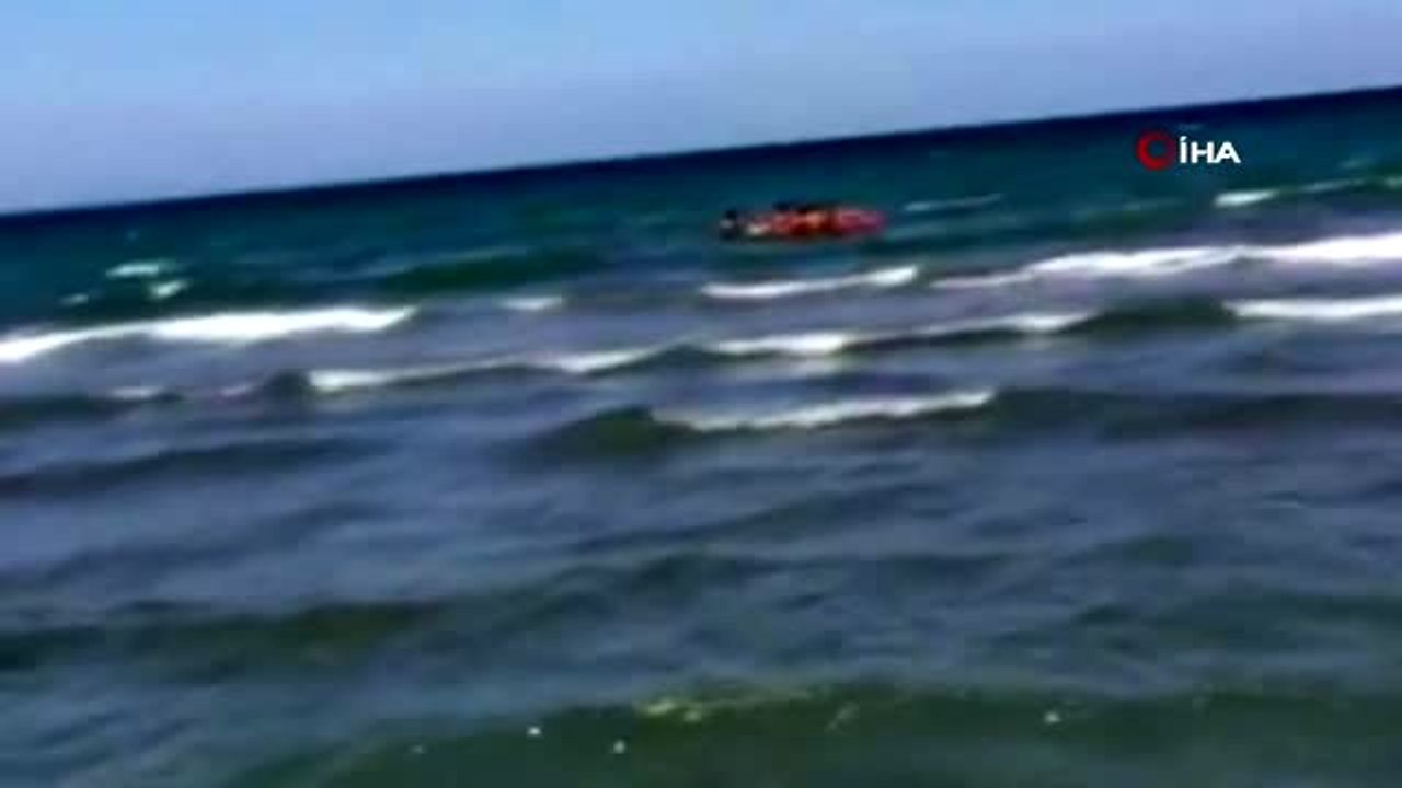 Denize giren asker boğulmaktan son anda kurtarıldı