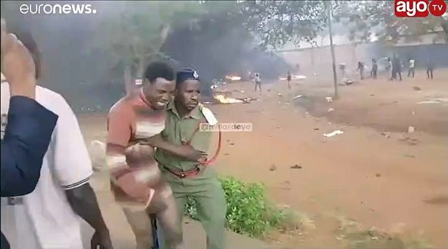 Взрыв бензовоза: десятки погибших