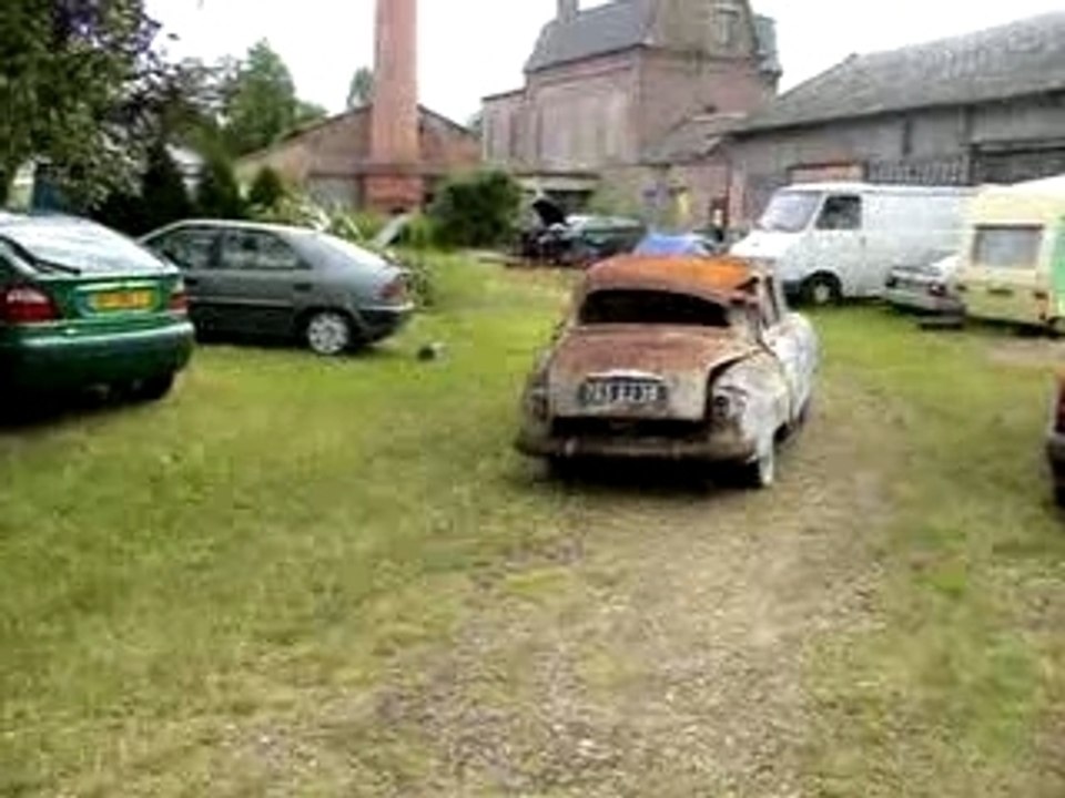 remise en route de la Simca aronde dans son jus