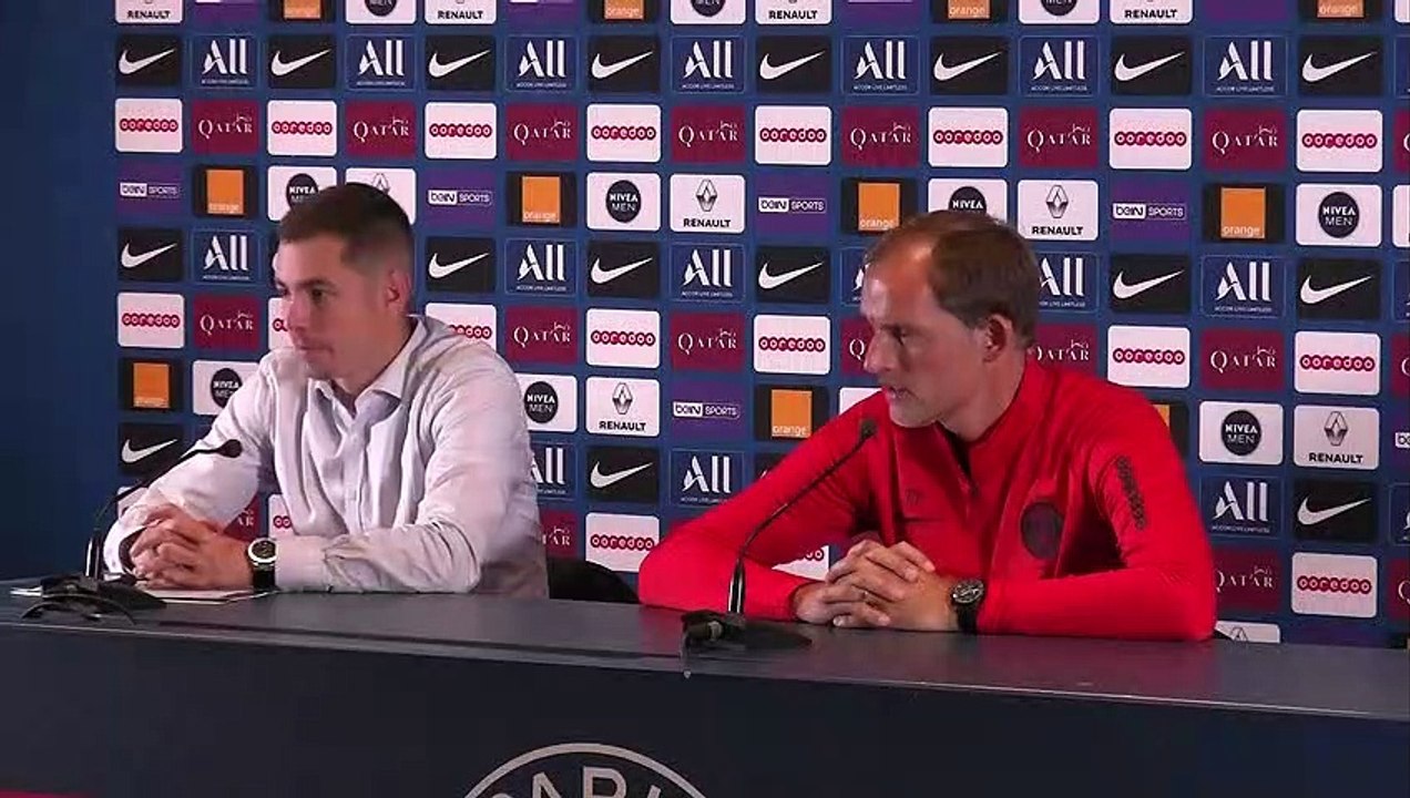 Tuchel et l'association Cavani Mbappé