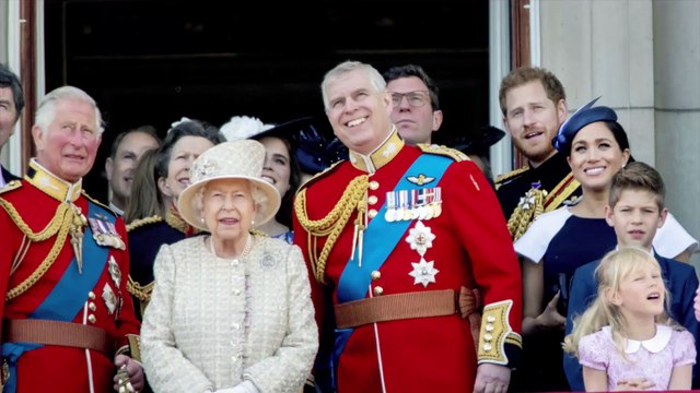 Elizabeth II : son fils le prince Andrew accusé d’agressions sexuelles sur mineur