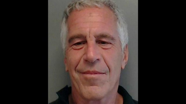 Обвинённый в торговле людьми финансист Джеффри Эпштейн покончил с собой