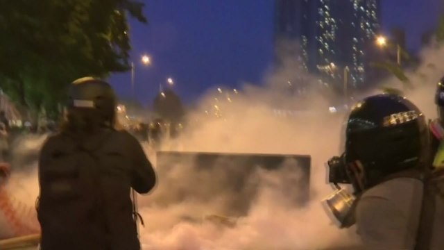 10주 연속 홍콩 시위...도심 곳곳 게릴라식 집회 / YTN