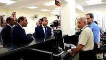 نائب محافظ الأقصر ووكيل وزارة التموين يفتتحان التشغيل التجريبى لمركز خدمة المواطنين بأرمنت