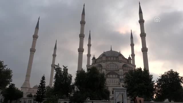 AK Parti Sözcüsü Ömer Çelik'ten trafik mesajı