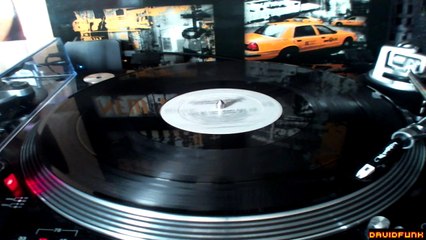 VANESSA HOLMES AND CHICAGO NITE LIFE - take my love (1985) [radio version]