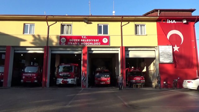 Bayram namazını görevleri başında kıldılar