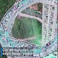 Çin'de 500 metre yüksekliğindeki cam seyir terası