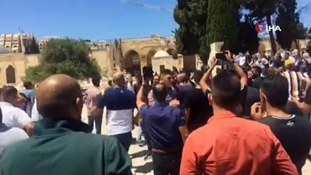 İsrail polisinden Mescidi Aksa’ya saldırı