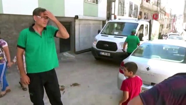 İpini koparan kurbanlık dana yanına kimseyi yaklaştırmadı