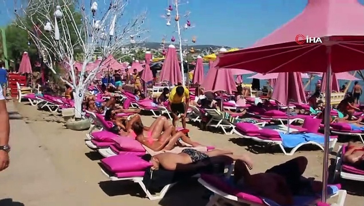 Sahillerde adım atacak yer kalmadı