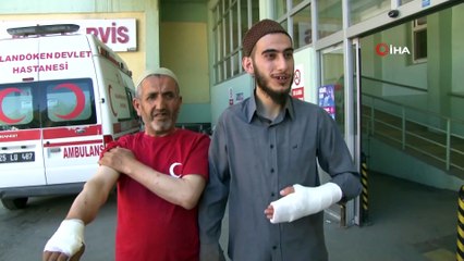 Kurbanlık Yerine Kendilerini Kestiler