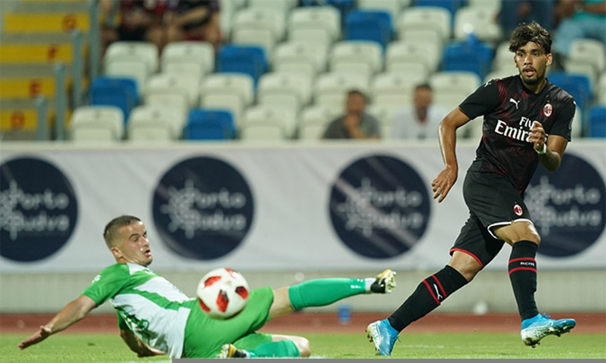 Feronikeli v ACMilan: Paquetá e Borini after the match