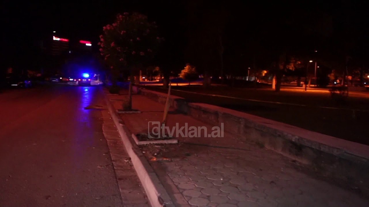 Makina hyn ne lulishte, vdes 51- vjeçarja