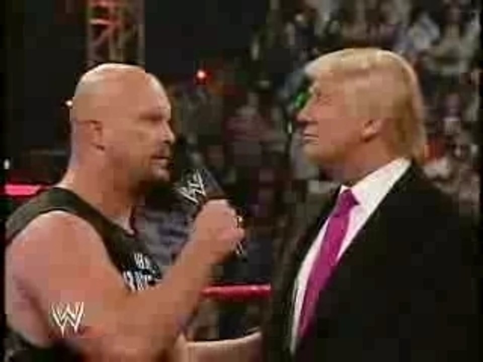 Donald Trump Signs Contract For WrestleMania 23